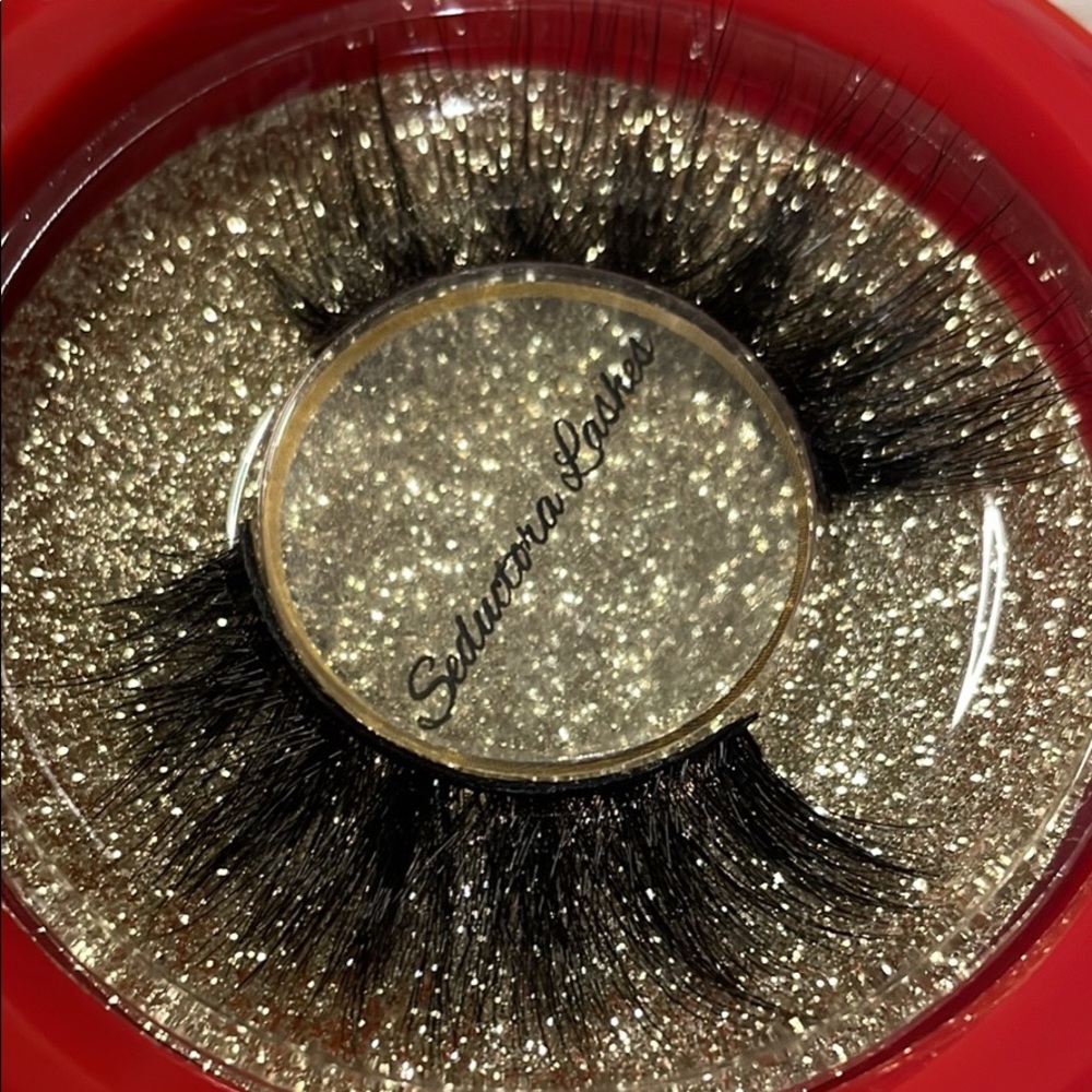 Faux mink lashes